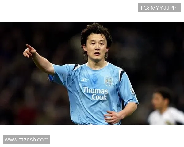 足球最新资讯盘点全球联赛动态明星球员转会消息及赛事精彩回顾